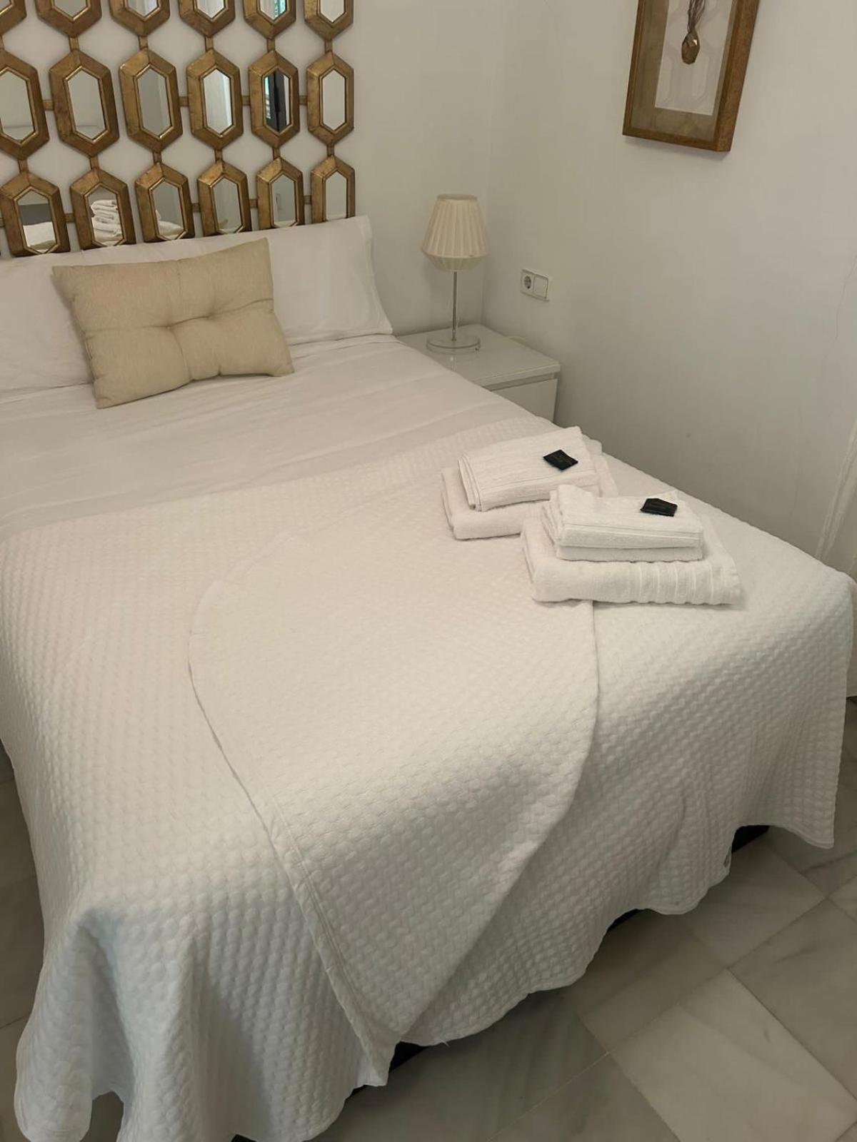 Triana Apartment Sevilla מראה חיצוני תמונה