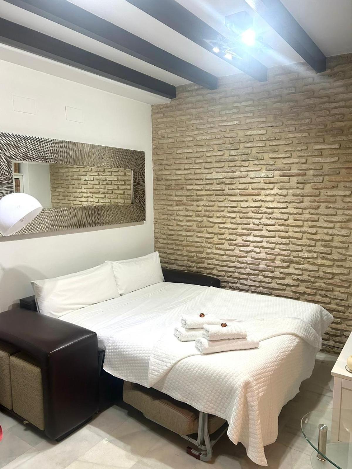 Triana Apartment Sevilla מראה חיצוני תמונה