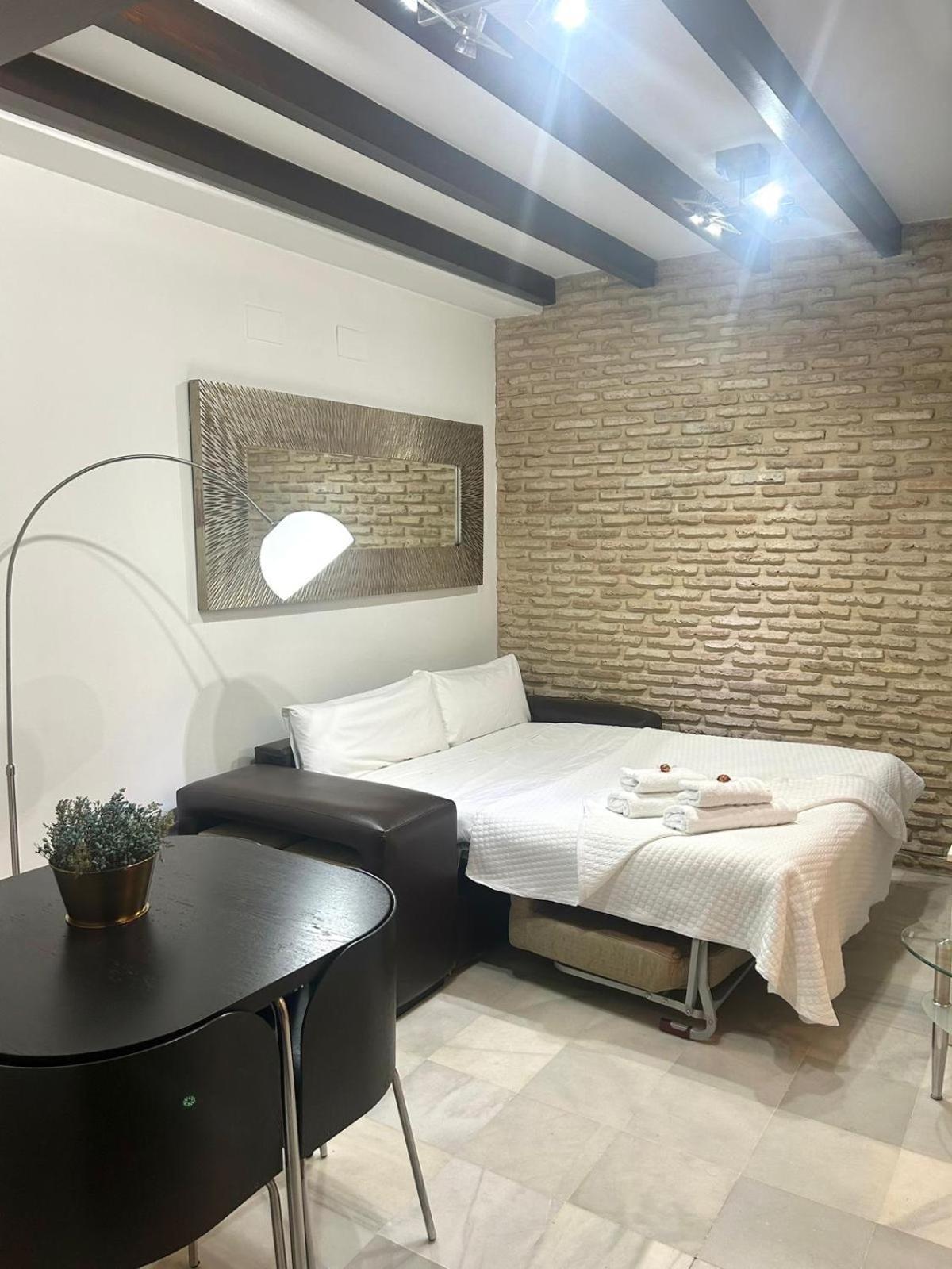 Triana Apartment Sevilla מראה חיצוני תמונה